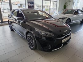 Kia ProCeed 1,5 T-GDI GPF 7DCT GT LINE PLUS+MY25+ZIMNÍ PNEU*